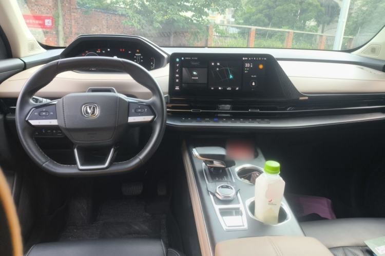 Used CHANGAN CS55PLUS 2022 2nd Generation 1.5T DCT Navigation Edition Center Console