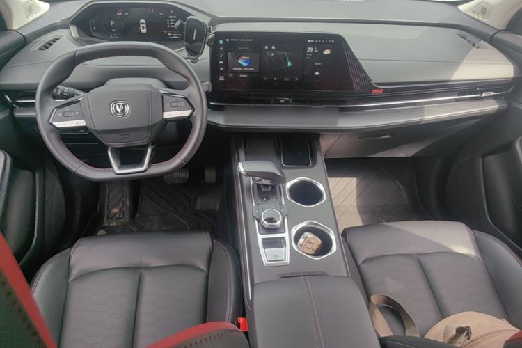 Used CHANGAN CS55PLUS 2022 2nd Generation 1.5T DCT Prestige Version Center Console