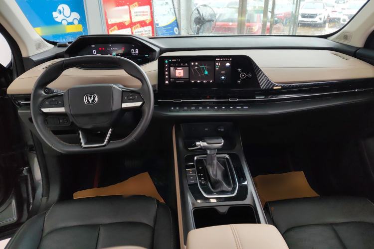 Used CHANGAN CS55PLUS 2022 2nd Generation 1.5T DCT Excellence Edition Center Console