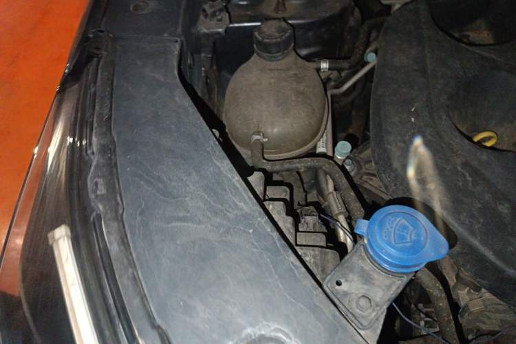 Used CHANGAN CS55PLUS 2022 2nd Generation 1.5T DCT Luxury Version Engine Bay Right