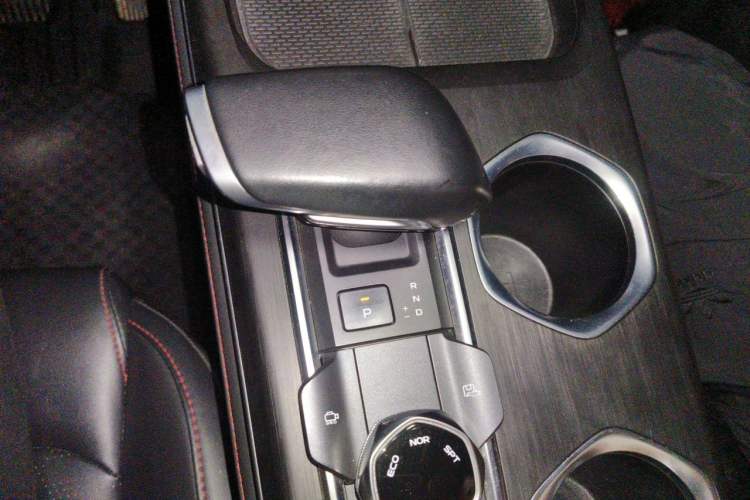 Used CHANGAN CS55PLUS 2022 2nd Generation 1.5T DCT Prestige Version Gear Lever