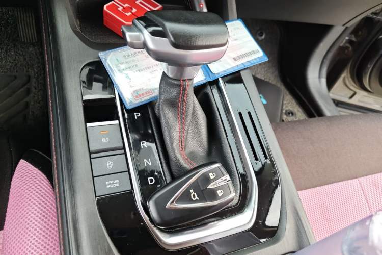 Used CHANGAN CS55PLUS 2022 2nd Generation 1.5T DCT Luxury Version Gear Lever