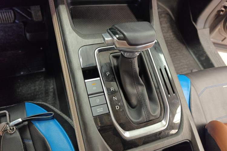Used CHANGAN CS55PLUS 2022 2nd Generation 1.5T DCT Luxury Version Gear Lever
