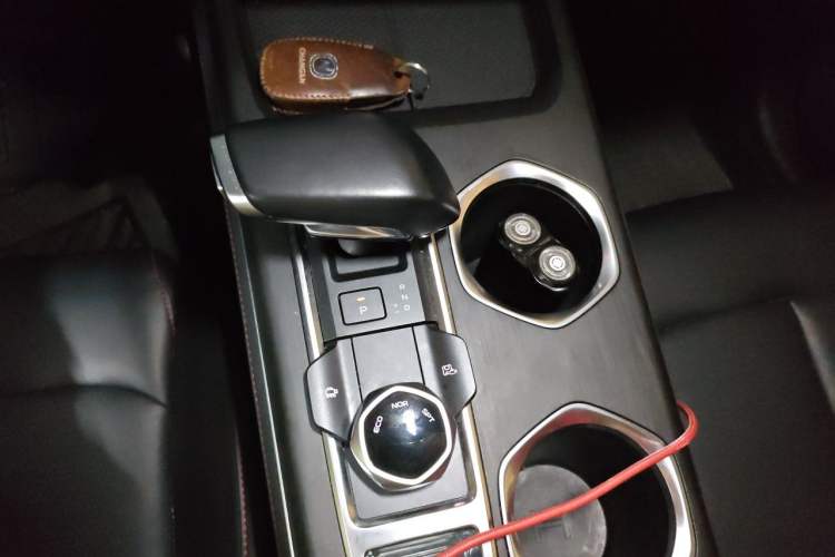 Used CHANGAN CS55PLUS 2022 2nd Generation 1.5T DCT Luxury Version Gear Lever