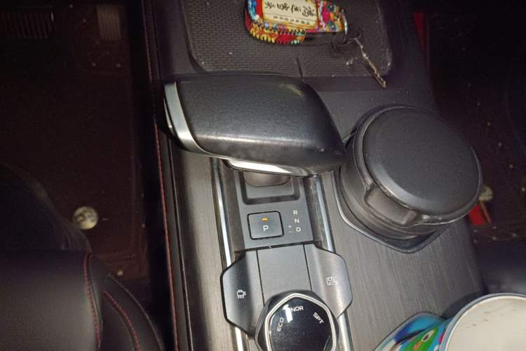 Used CHANGAN CS55PLUS 2022 2nd Generation 1.5T DCT Prestige Version Gear Lever