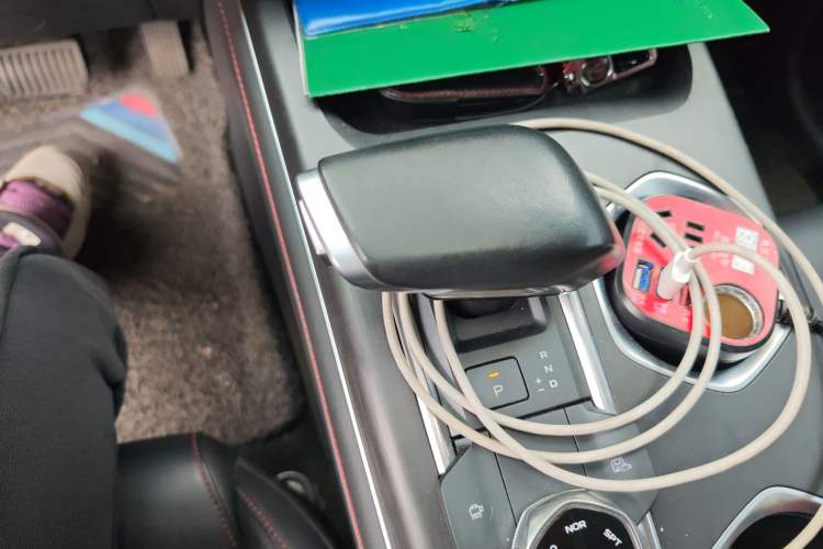 Used CHANGAN CS55PLUS 2022 2nd Generation 1.5T DCT Prestige Version Gear Lever