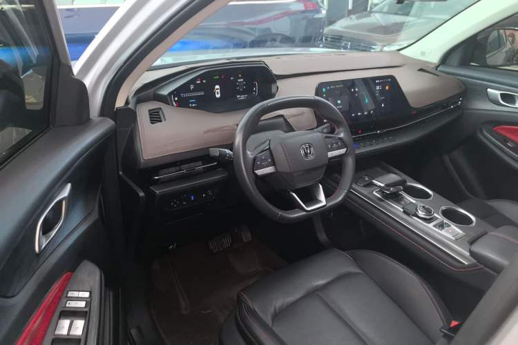 Used CHANGAN CS55PLUS 2022 2nd Generation 1.5T DCT Prestige Version Interior 2