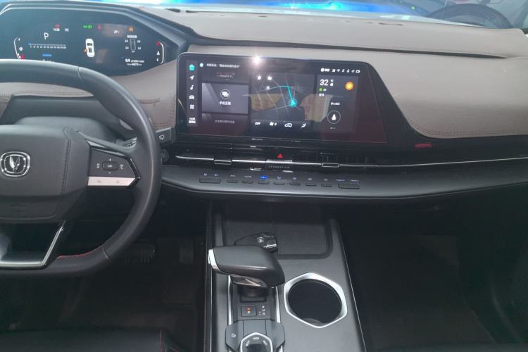 Used CHANGAN CS55PLUS 2022 2nd Generation 1.5T DCT Prestige Version Interior 6