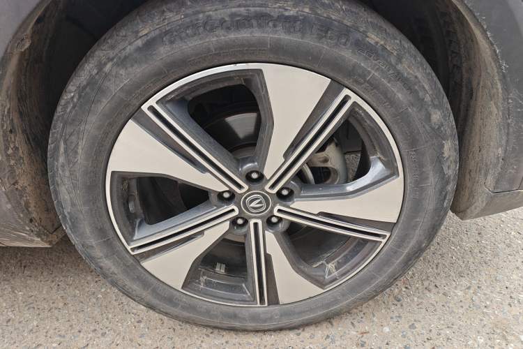 Used CHANGAN CS55PLUS 2022 2nd Generation 1.5T DCT Prestige Version Right Front Wheel Hub