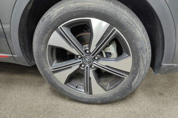Used CHANGAN CS55PLUS 2022 2nd Generation 1.5T DCT Luxury Version Right Front Wheel Hub