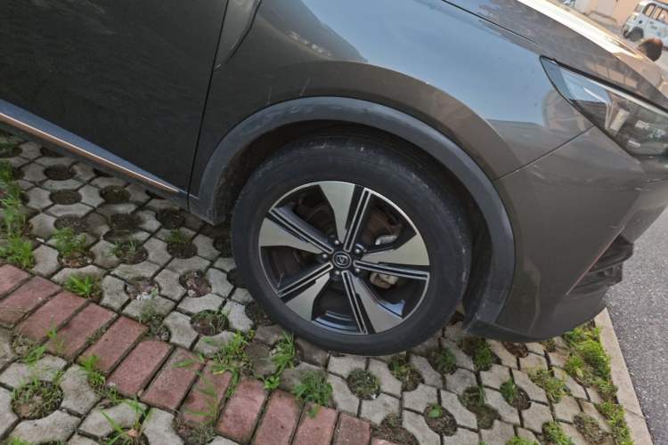 Used CHANGAN CS55PLUS 2022 2nd Generation 1.5T DCT Prestige Version Right Front Wheel Hub