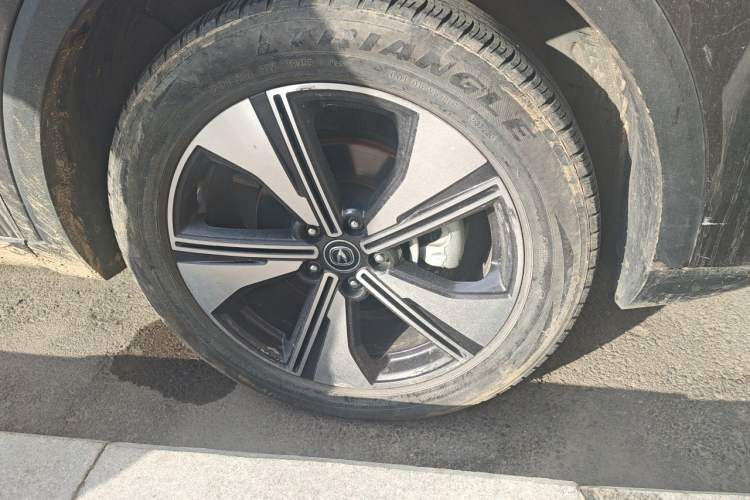 Used CHANGAN CS55PLUS 2022 Blue Whale Edition 1.5T DCT Prestige Model Right Front Wheel Hub