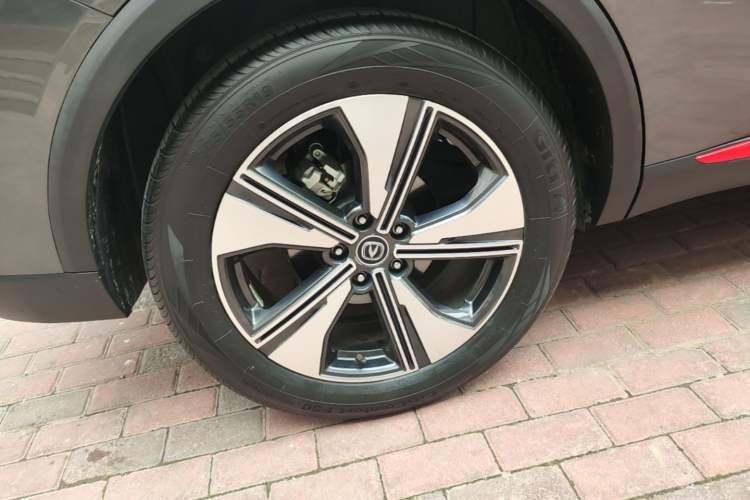 Used CHANGAN CS55PLUS 2022 2nd Generation 1.5T DCT Prestige Version Right Rear Wheel Hub
