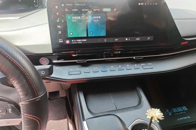 Used CHANGAN CS55PLUS 2022 2nd Generation 1.5T DCT Prestige Version Audio And AC Panel