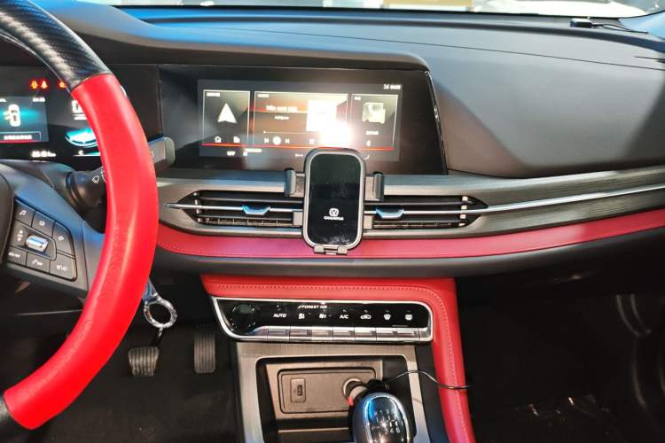 Used CHANGAN CS55PLUS 2022 Blue Whale Edition 1.5T Manual Luxury Model Audio And AC Panel
