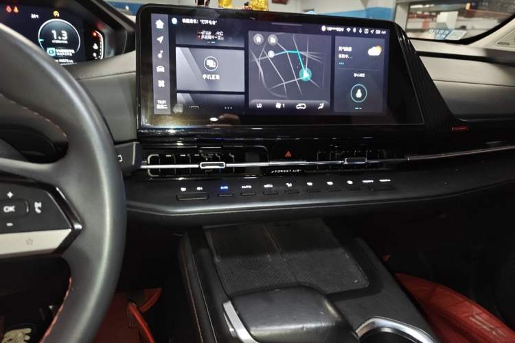 Used CHANGAN CS55PLUS 2022 2nd Generation 1.5T DCT Navigation Edition Audio And AC Panel