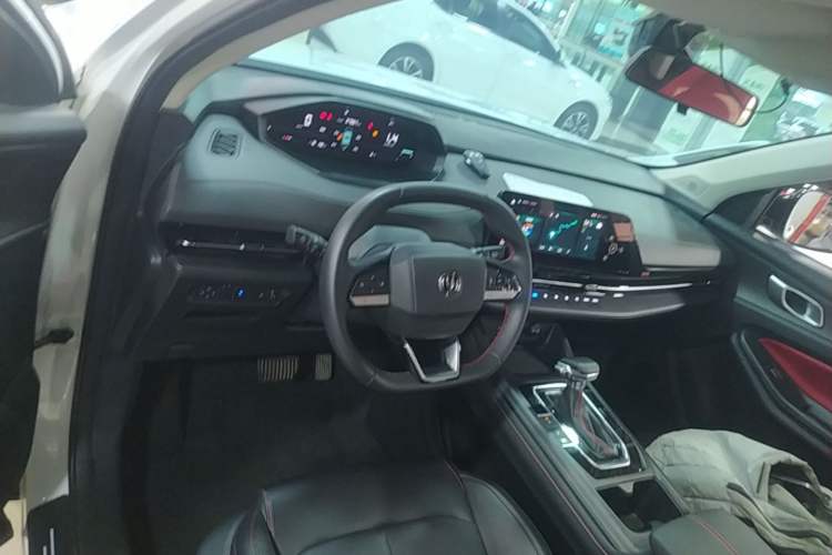 Used CHANGAN CS55PLUS 2022 2nd Generation 1.5T DCT Luxury Version Center Console