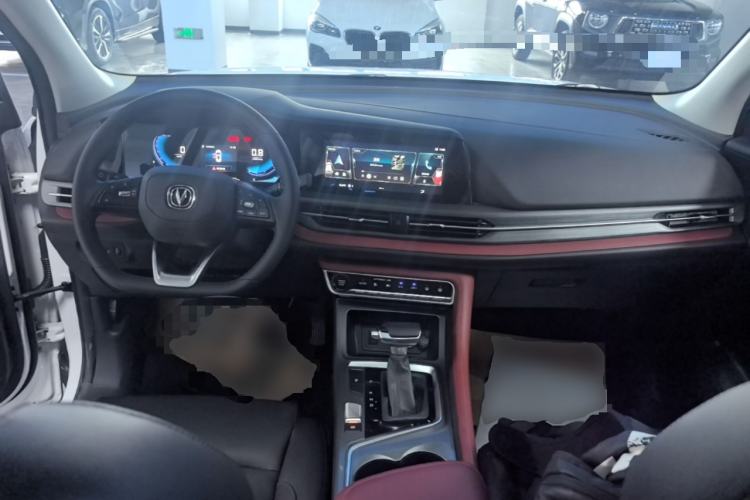 Used CHANGAN CS55PLUS 2022 Blue Whale Edition 1.5T DCT Luxury Model Center Console