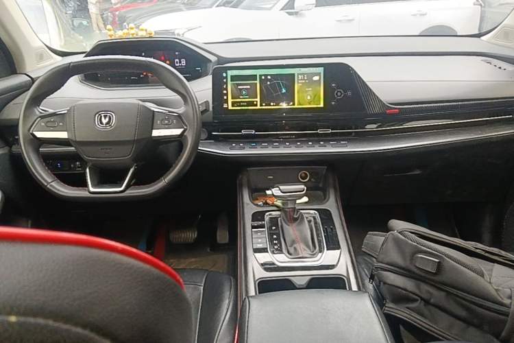 Used CHANGAN CS55PLUS 2022 2nd Generation 1.5T DCT Luxury Version Center Console