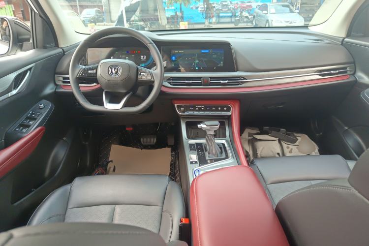Used CHANGAN CS55PLUS 2022 Blue Whale Edition 1.5T DCT Luxury Model Center Console