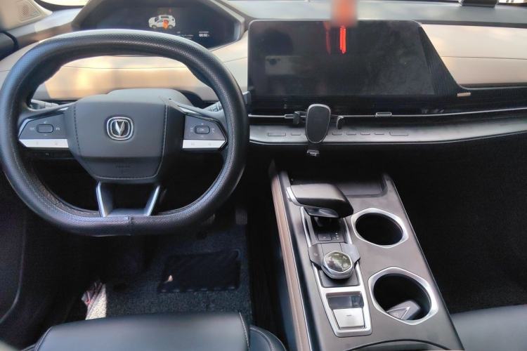 Used CHANGAN CS55PLUS 2022 2nd Generation 1.5T DCT Prestige Version Center Console