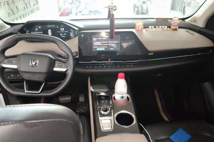 Used CHANGAN CS55PLUS 2022 2nd Generation 1.5T DCT Luxury Version Center Console