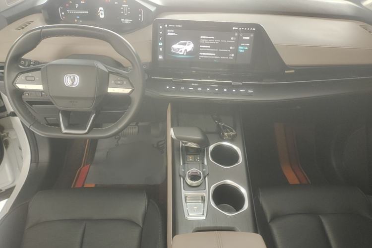 Used CHANGAN CS55PLUS 2022 2nd Generation 1.5T DCT Luxury Version Center Console