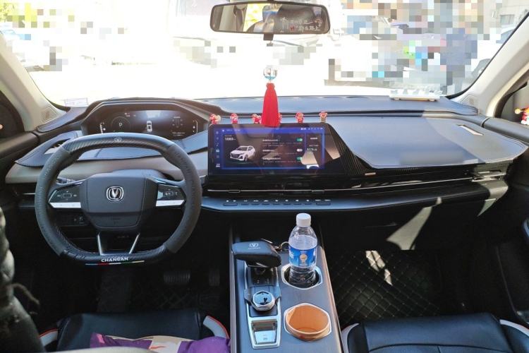 Used CHANGAN CS55PLUS 2022 2nd Generation 1.5T DCT Prestige Version Center Console