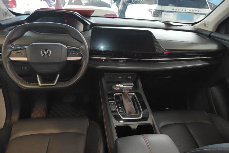 Used CHANGAN CS55PLUS 2022 2nd Generation 1.5T DCT Excellence Edition Center Console