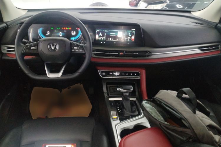 Used CHANGAN CS55PLUS 2022 Blue Whale Edition 1.5T DCT Luxury Model Center Console