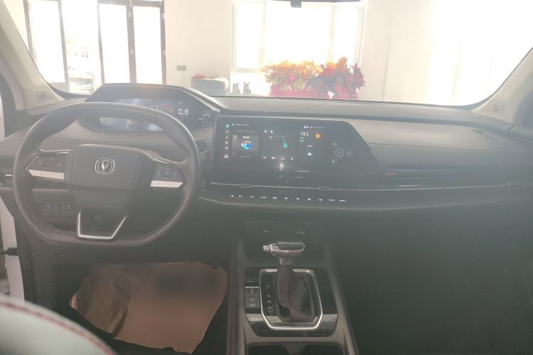Used CHANGAN CS55PLUS 2022 2nd Generation 1.5T DCT Luxury Version Center Console