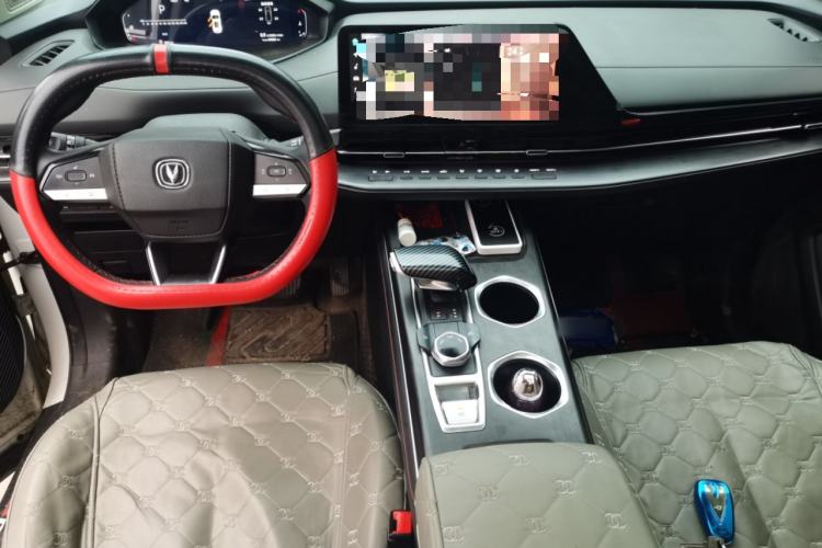Used CHANGAN CS55PLUS 2022 2nd Generation 1.5T DCT Prestige Version Center Console