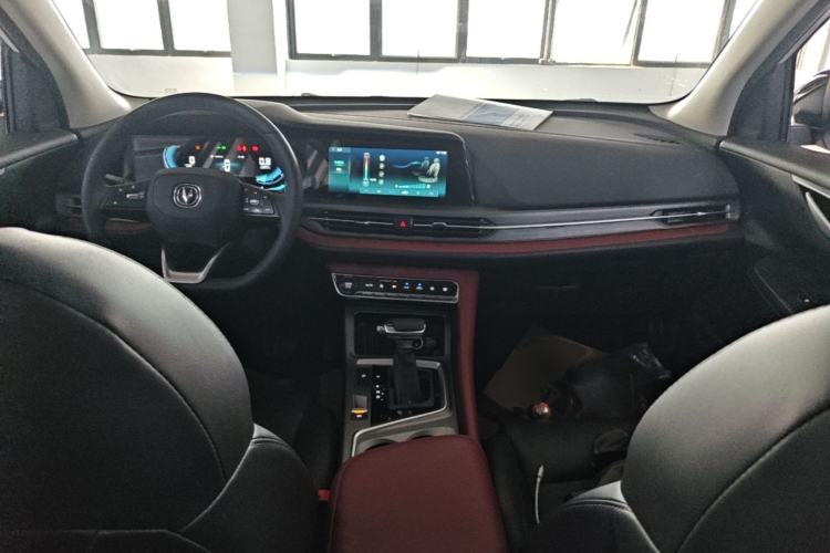 Used CHANGAN CS55PLUS 2022 Blue Whale Edition 1.5T DCT Luxury Model Center Console