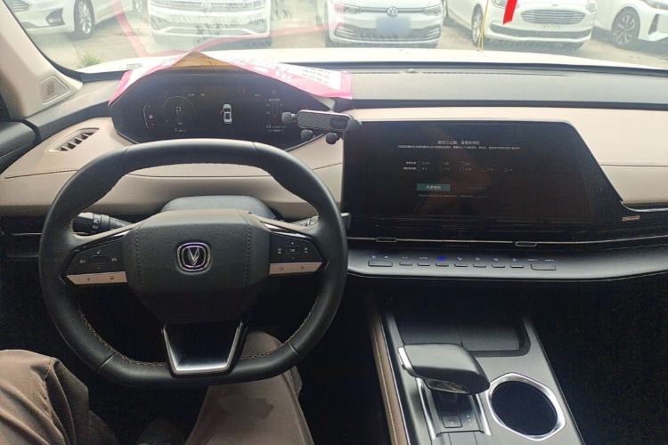 Used CHANGAN CS55PLUS 2022 2nd Generation 1.5T DCT Prestige Version Center Console