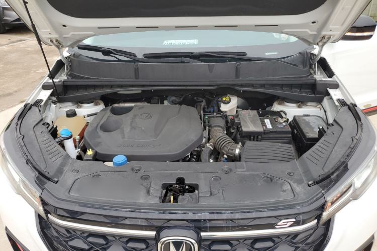 Used CHANGAN CS55PLUS 2022 Blue Whale Edition 1.5T DCT Luxury Model Engine Bay