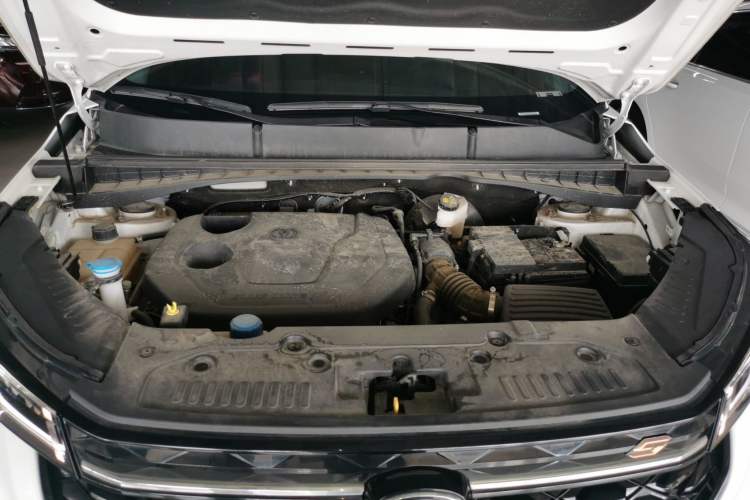 Used CHANGAN CS55PLUS 2022 Blue Whale Edition 1.5T DCT Luxury Model Engine Bay