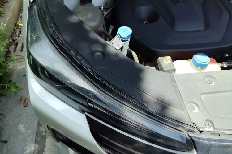 Used CHANGAN CS55PLUS 2022 2nd Generation 1.5T DCT Navigation Edition Engine Bay Right