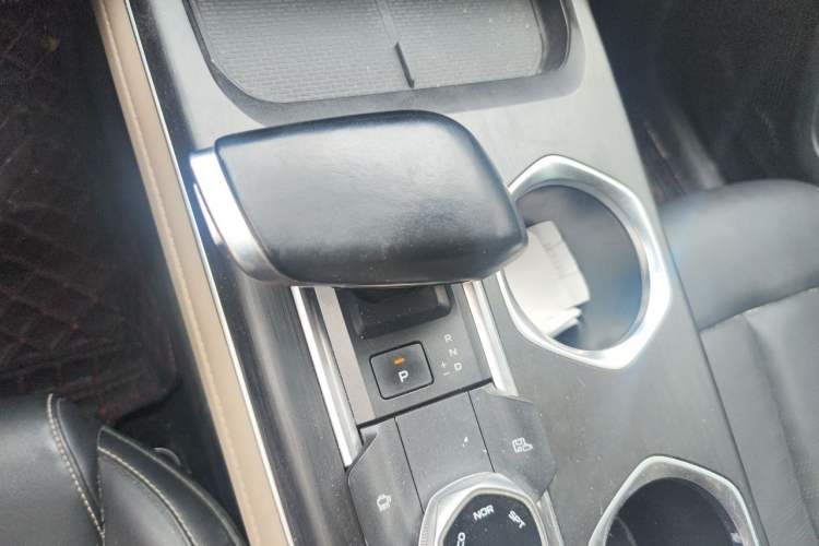 Used CHANGAN CS55PLUS 2022 2nd Generation 1.5T DCT Prestige Version Gear Lever
