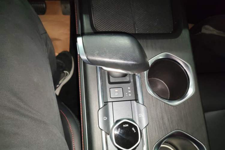 Used CHANGAN CS55PLUS 2022 2nd Generation 1.5T DCT Prestige Version Gear Lever