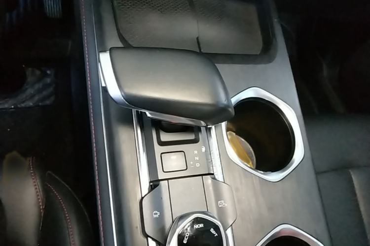 Used CHANGAN CS55PLUS 2022 2nd Generation 1.5T DCT Prestige Version Gear Lever