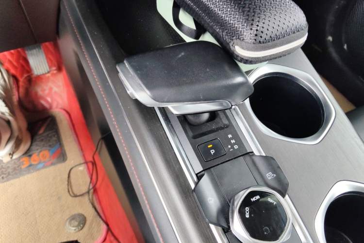 Used CHANGAN CS55PLUS 2022 2nd Generation 1.5T DCT Prestige Version Gear Lever
