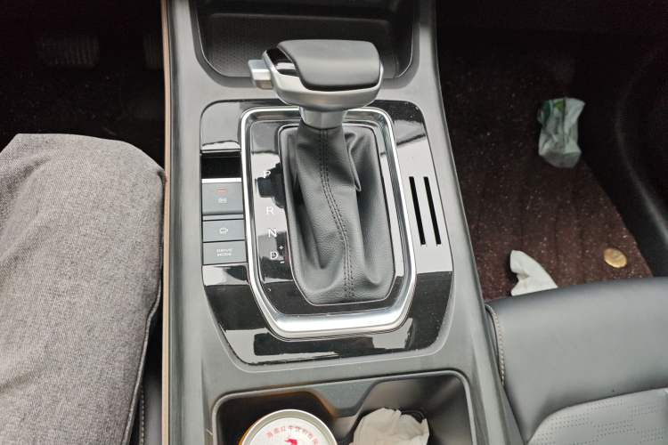 Used CHANGAN CS55PLUS 2022 2nd Generation 1.5T DCT Excellence Edition Gear Lever