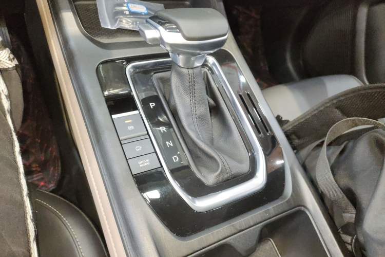 Used CHANGAN CS55PLUS 2022 2nd Generation 1.5T DCT Excellence Edition Gear Lever