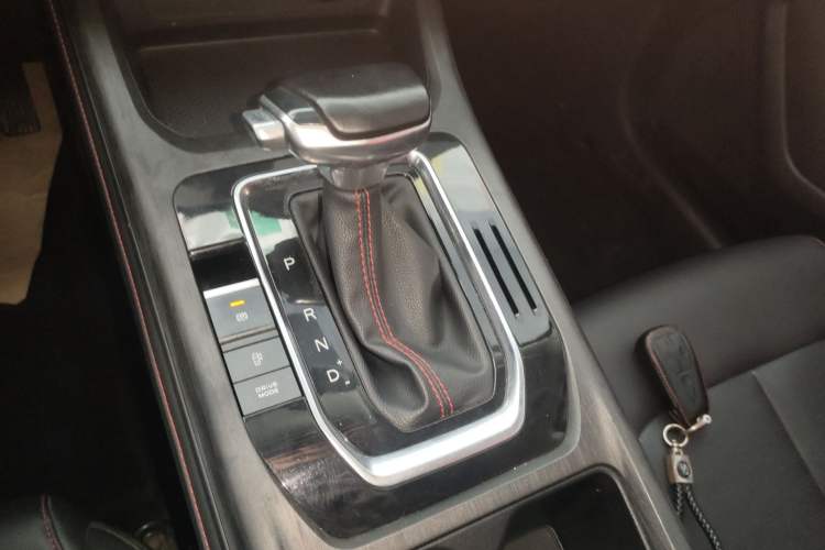 Used CHANGAN CS55PLUS 2022 2nd Generation 1.5T DCT Luxury Version Gear Lever