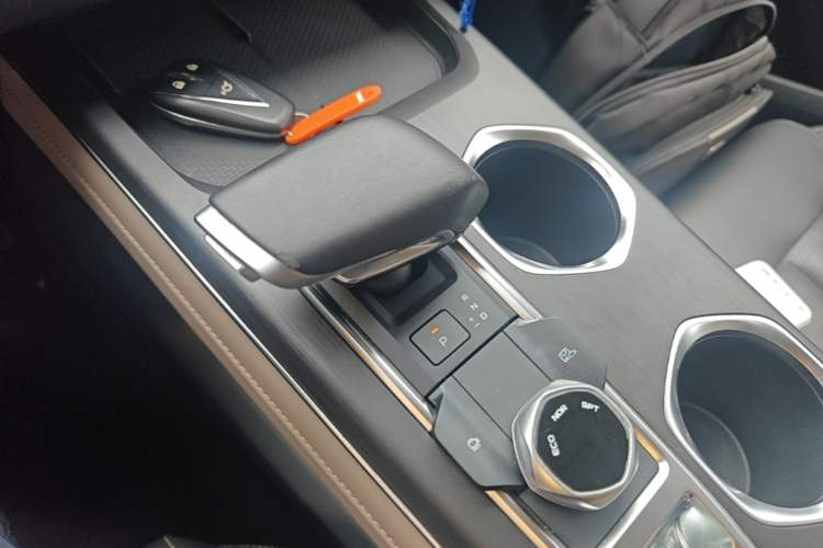 Used CHANGAN CS55PLUS 2022 2nd Generation 1.5T DCT Prestige Version Gear Lever