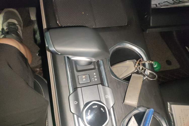 Used CHANGAN CS55PLUS 2022 2nd Generation 1.5T DCT Prestige Version Gear Lever
