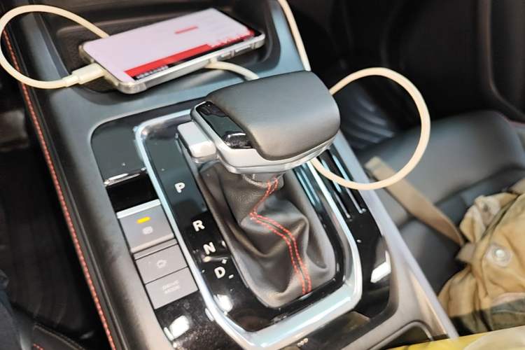 Used CHANGAN CS55PLUS 2022 2nd Generation 1.5T DCT Excellence Edition Gear Lever