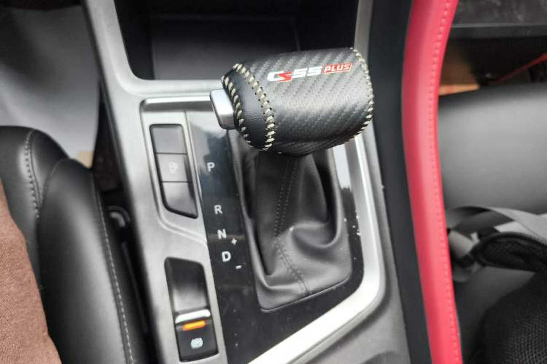 Used CHANGAN CS55PLUS 2022 Blue Whale Edition 1.5T DCT Luxury Model Gear Lever