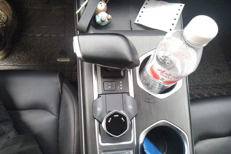 Used CHANGAN CS55PLUS 2022 2nd Generation 1.5T DCT Luxury Version Gear Lever