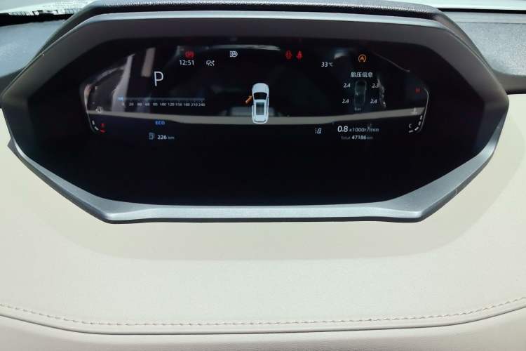 Used CHANGAN CS55PLUS 2022 2nd Generation 1.5T DCT Navigation Edition Instrument Cluster